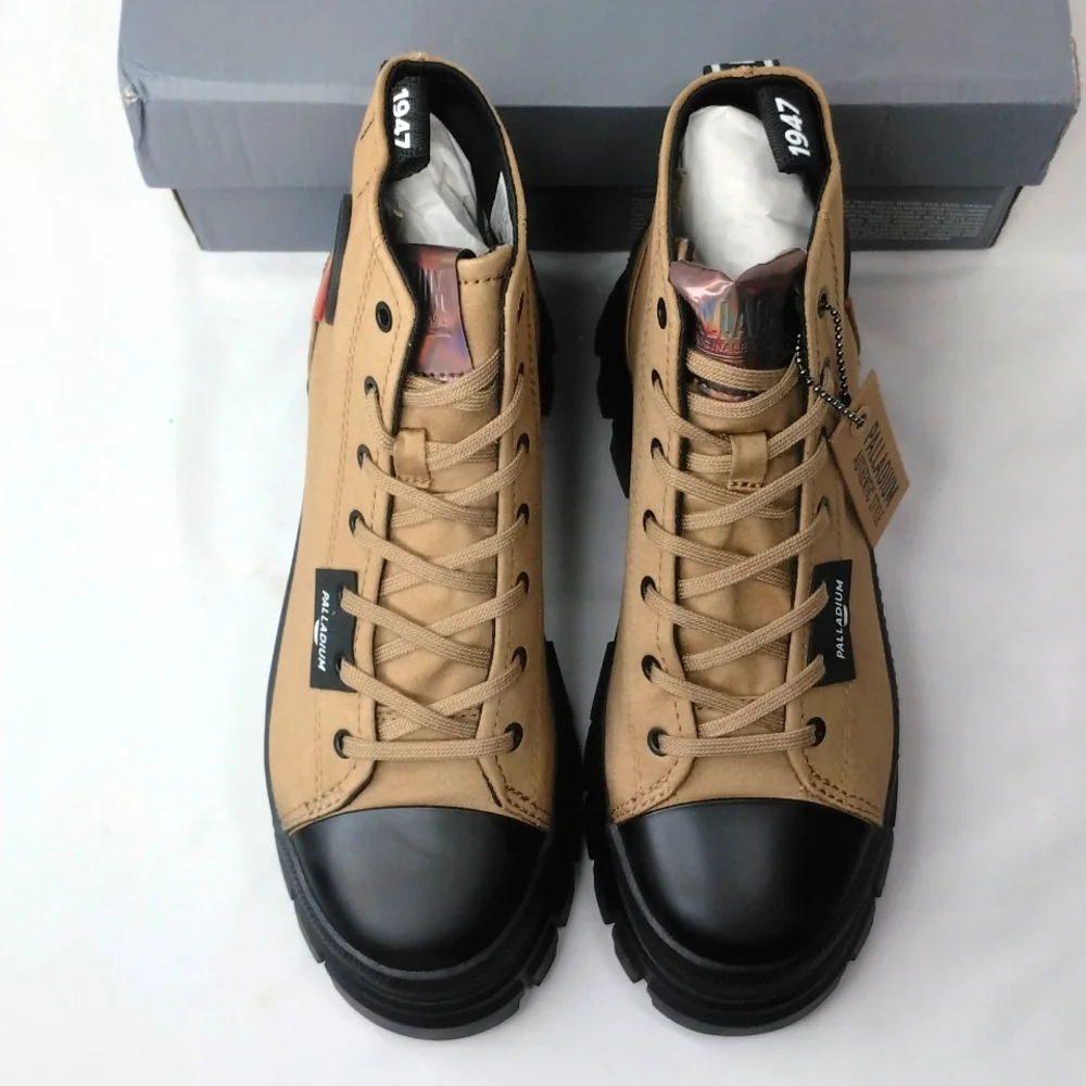 NIB Palladium Revolt HI TX Olive 97242-307-M Hi Top Sneakers Hiking Boots